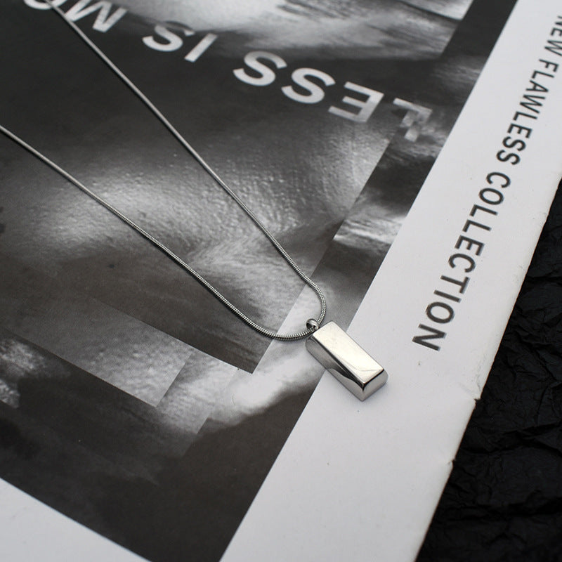 Minimalist's Pendant Necklace