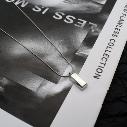 Minimalist's Pendant Necklace